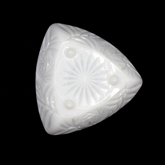 Vintage Hazel Atlas Milk Glass Pinwheel Pattern Triangle Footed Trinket Dish - Picture 2 of 7